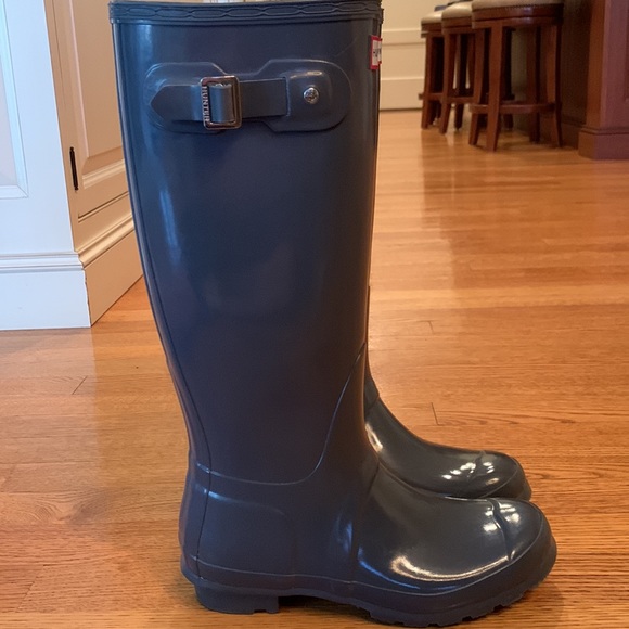 Women’s Hunter Original Tall Glossy Rainboots - Picture 2 of 10
